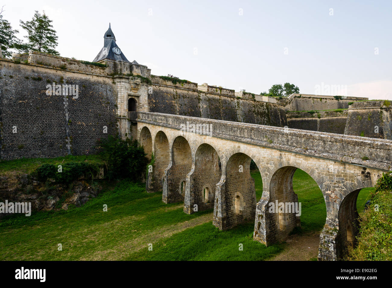 France, Blaye. La Citadelle de Blaye à l'estuaire de la Gironde. Banque D'Images