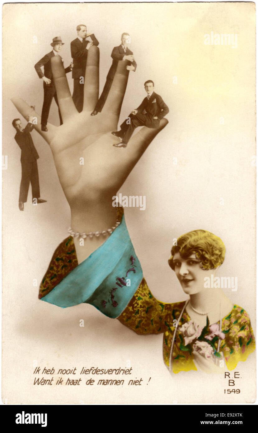 Femme Avec Ondees Hairstyle Holding Hand Avec Cinq Hommes Sur Les Doigts J Ai Jamais Fait De Deuil Sur L Amour Je Ne Deteste Pas Les Hommes Hand Colored Dutch Carte Postale Vers 1928 Photo