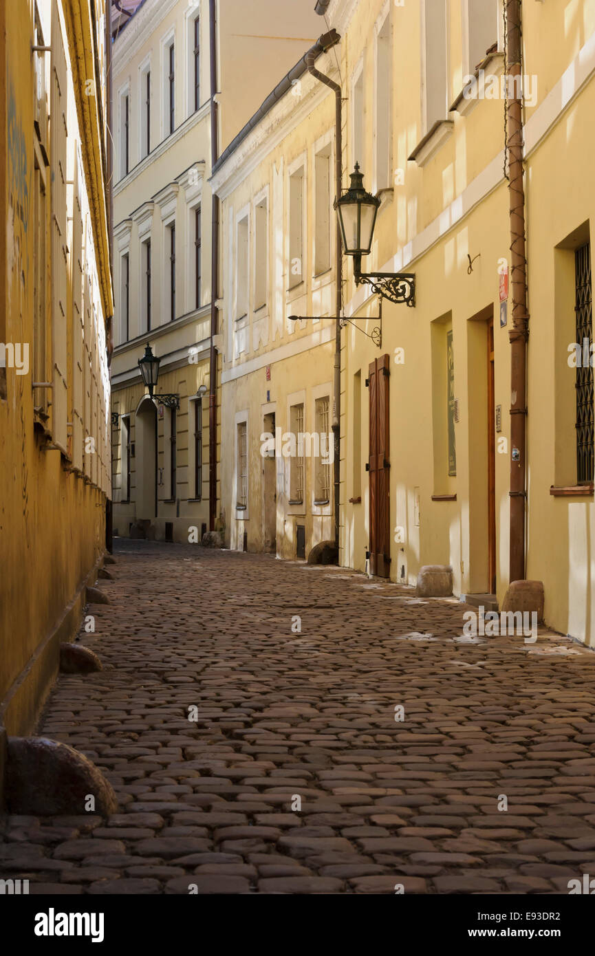 Une rue traditionnelle italienne dans la matinée à Rome, Italie. Banque D'Images
