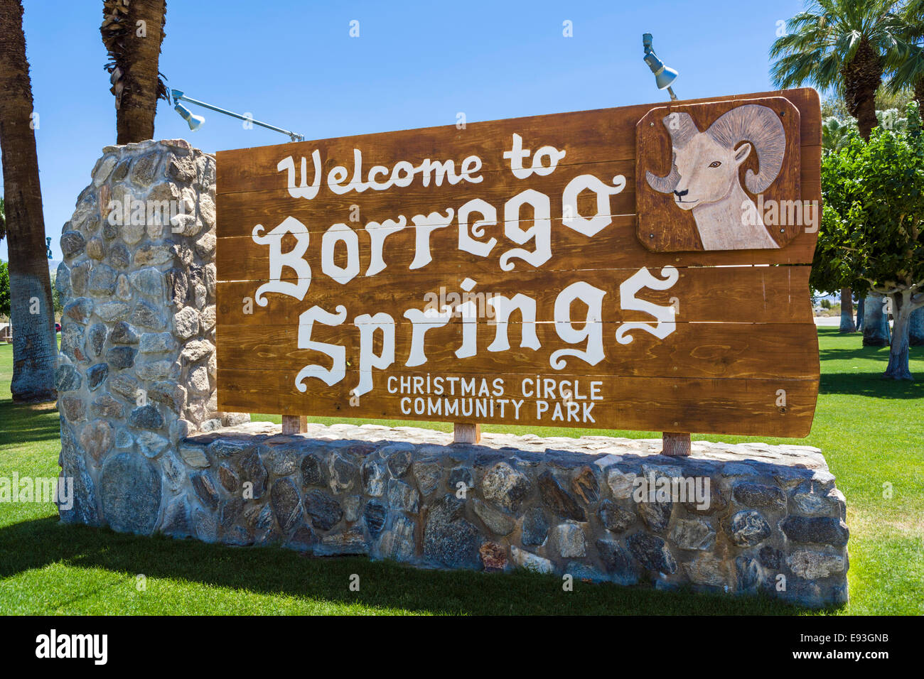 Bienvenue à Borrego Springs signe, Anza-Borrego Desert State Park, dans le sud de la Californie, USA Banque D'Images