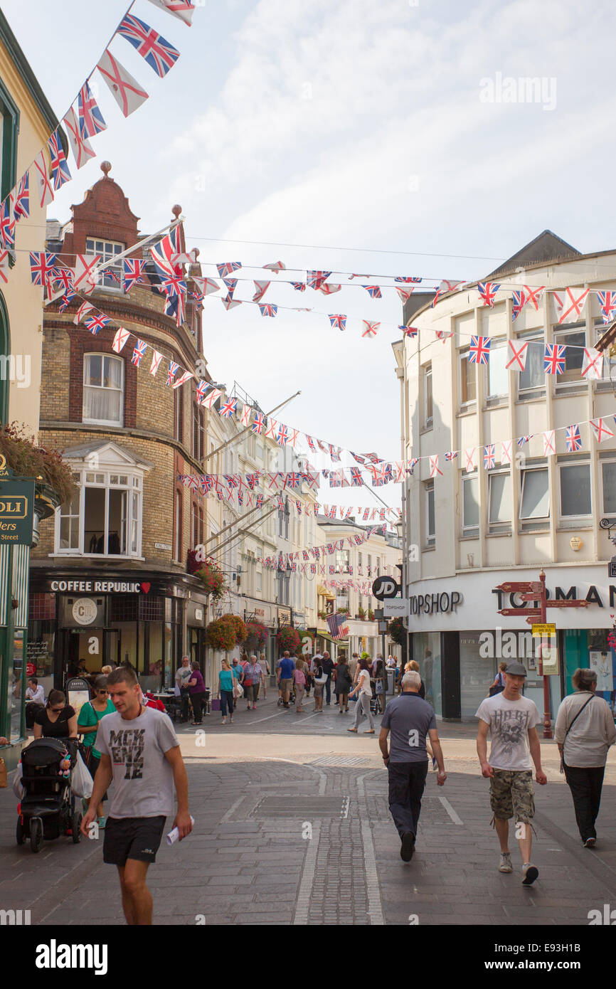 Café République 45, rue King Top Shop, St Helier, Jersey les îles de la Manche Banque D'Images