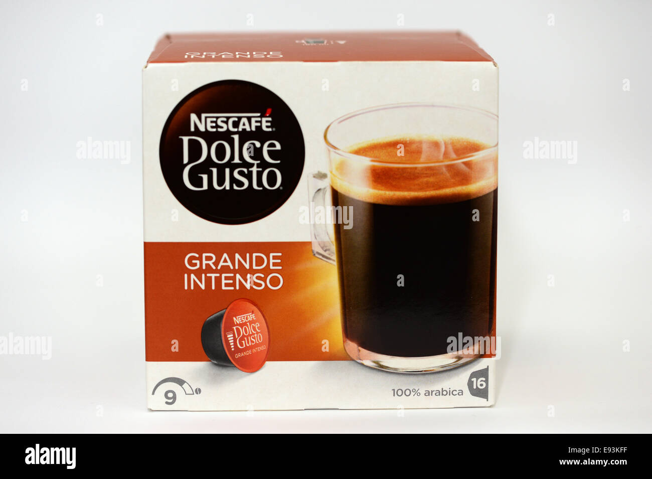 Nescafe Dolce Gusto cafetière à dosettes Photo Stock - Alamy