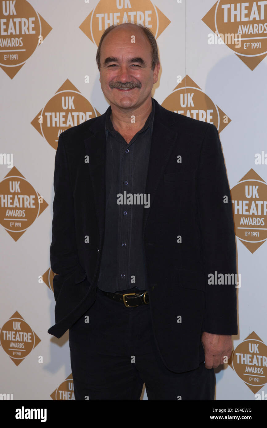 UK Theatre Awards 2014, l'acteur David Haig Banque D'Images