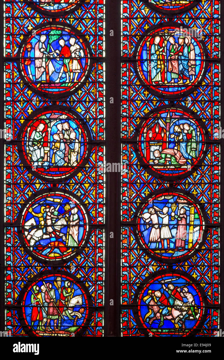 La section détail de vitraux de la Sainte Chapelle, Paris, France Banque D'Images