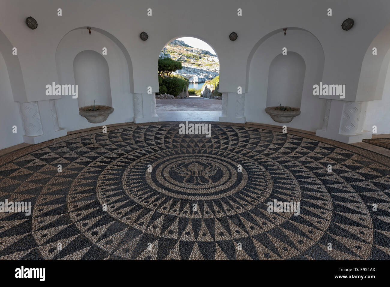 Pavillon avec mosaïque de galets, chochlaki, thermes de Kallithea, à Rhodes, Dodécanèse, Grèce Banque D'Images