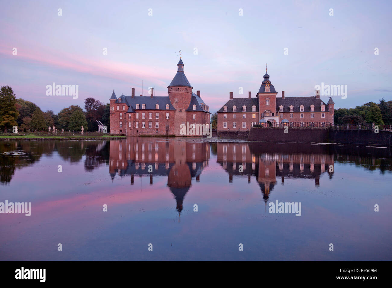 Burg Anholt, château à douves, Bocholt, Rhénanie du Nord-Westphalie, Allemagne Banque D'Images