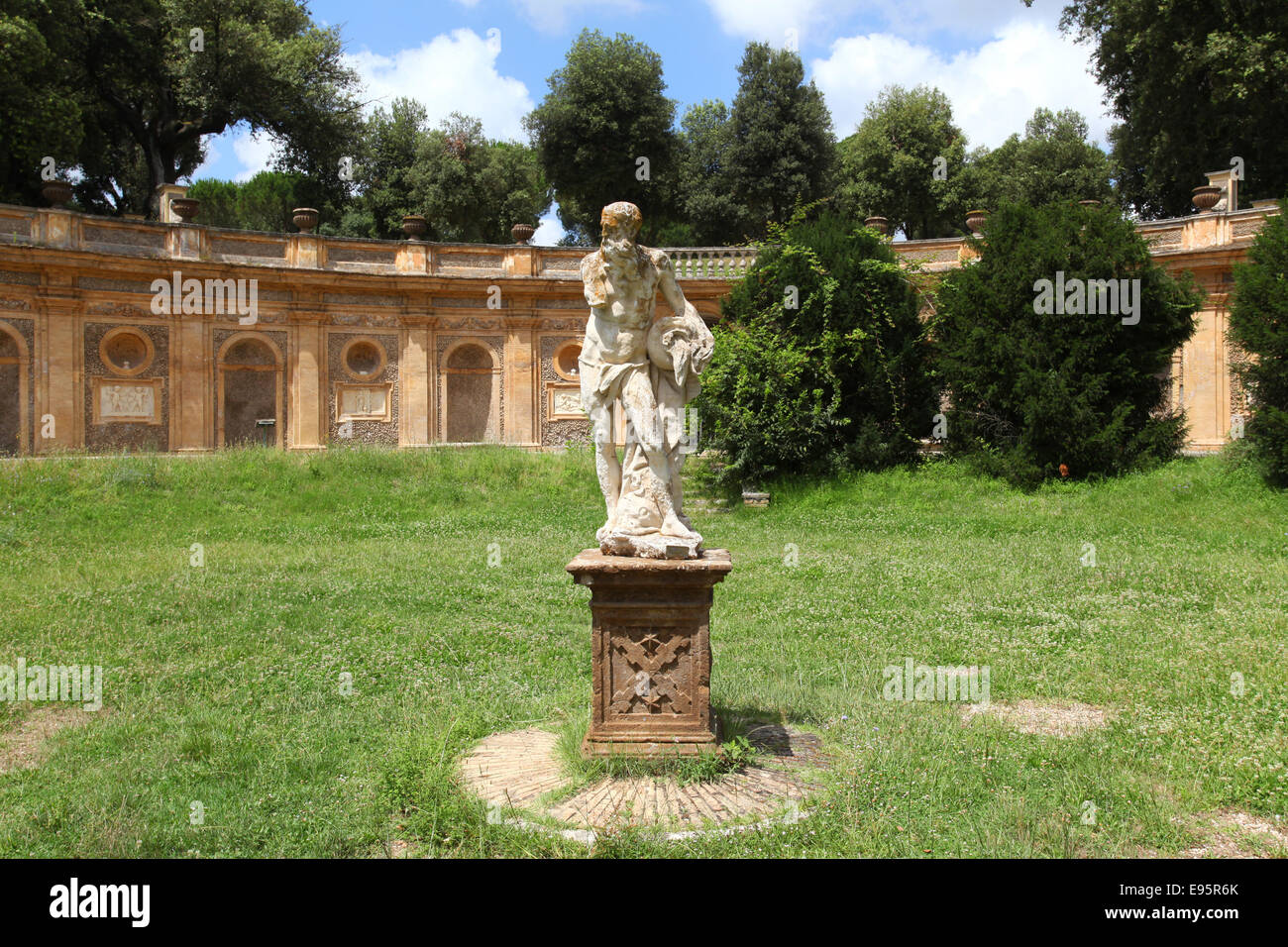 Sculpture à l'intérieur la Villa Doria Pamphilj' park. Rome, Latium, Italie. Banque D'Images