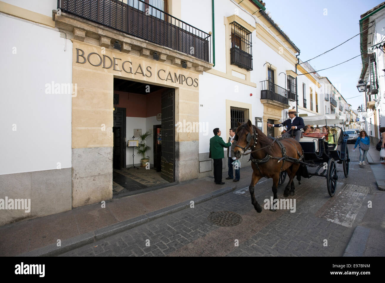 Le célèbre restaurant Bodegas Campos dans la vieille ville de Cordoue Banque D'Images