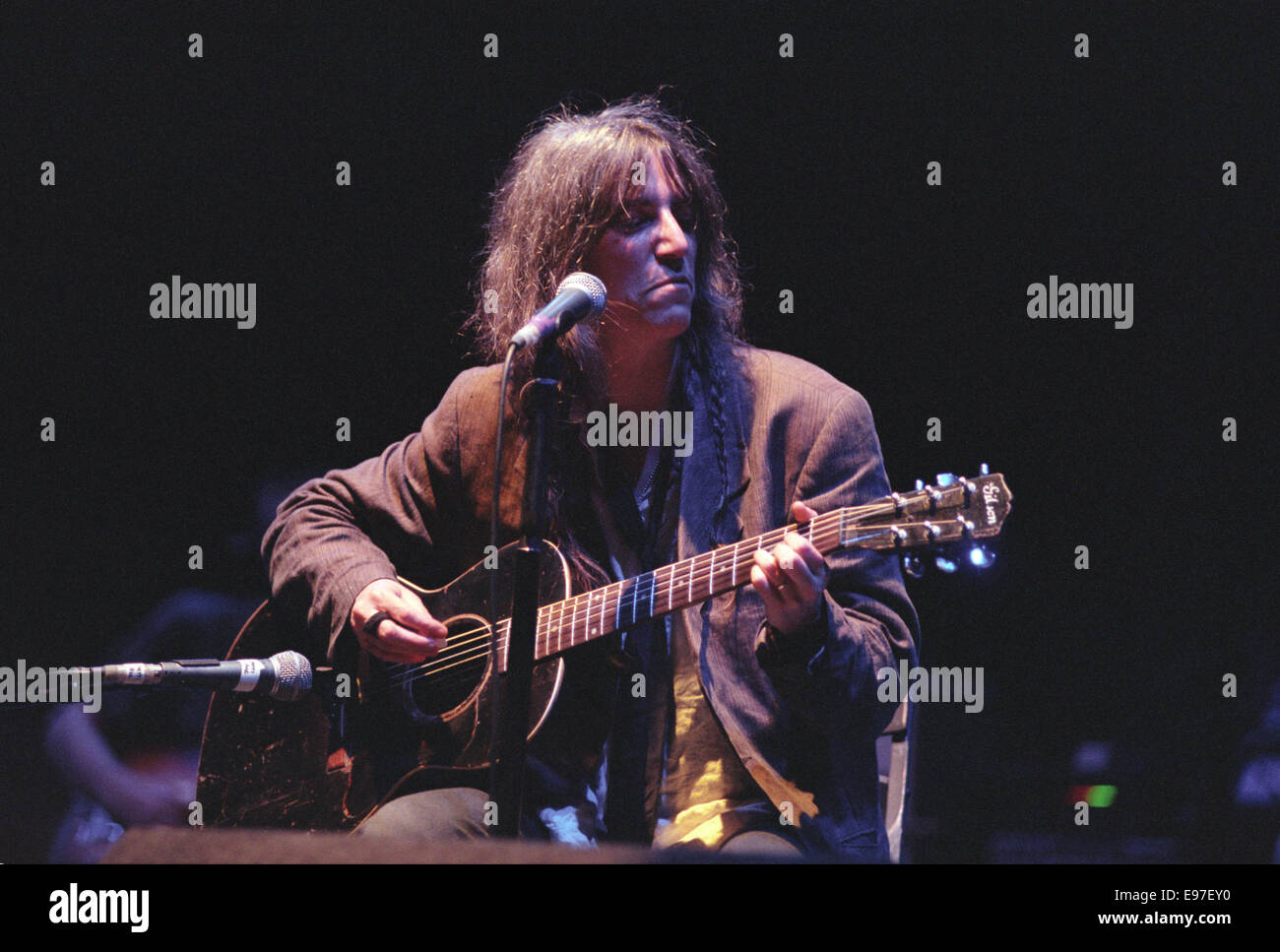 Le poète américain singer Patti Smith en concert à Glasgow Royal Concert Hall, à Glasgow, en Écosse, en 1996. Banque D'Images
