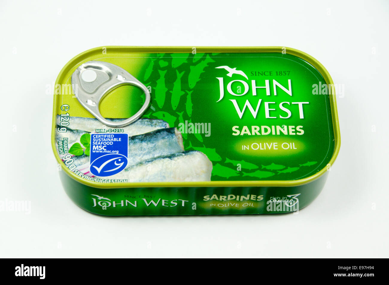 Tin de John West Sardines à l'huile d'olive Banque D'Images