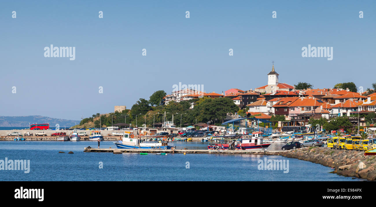 Vue panoramique de l'ancienne ville sur la côte de la mer Noire. Nessebar, Bulgarie Banque D'Images