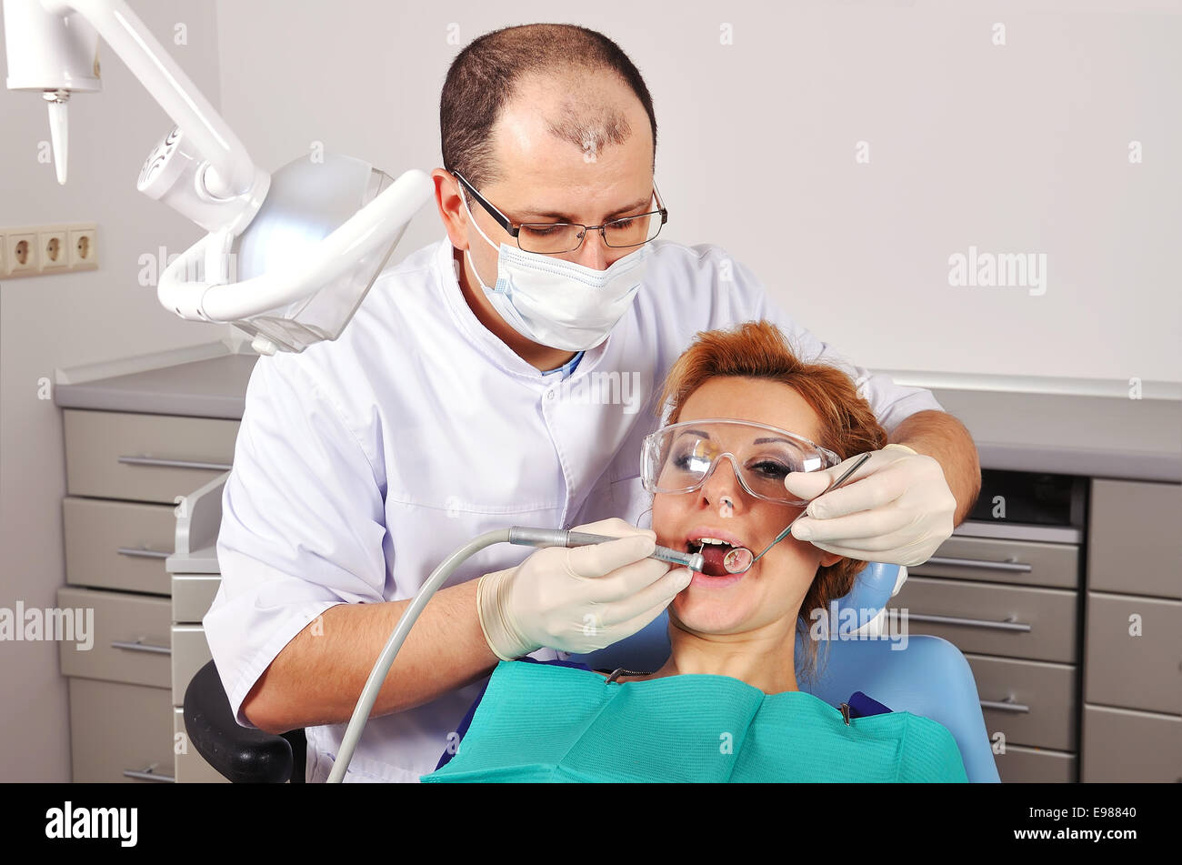 Image de femme dentaire checkup Banque D'Images