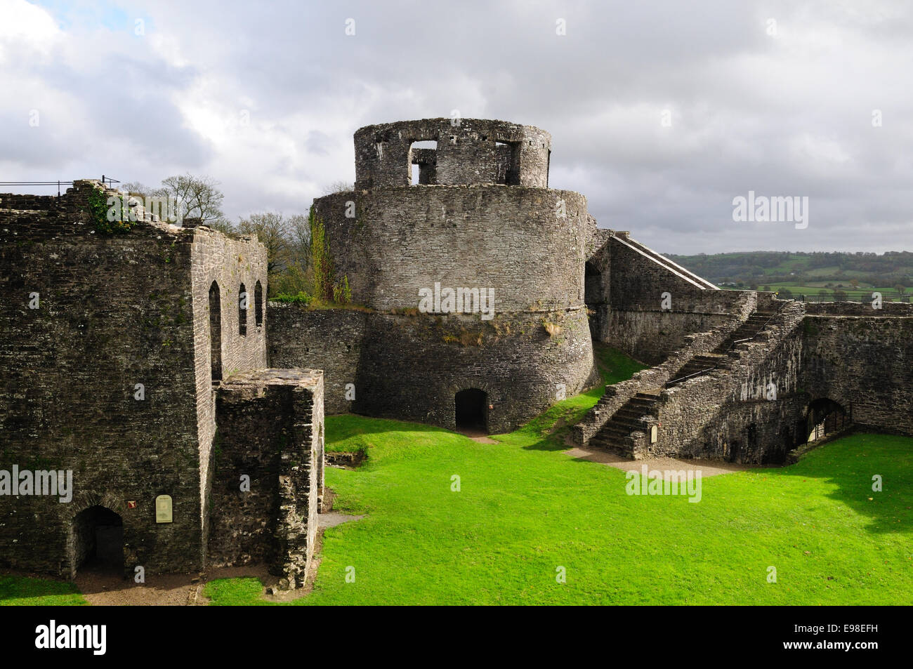 Dinefwr Castle Llandeilo Wales Cymru UK GO Banque D'Images