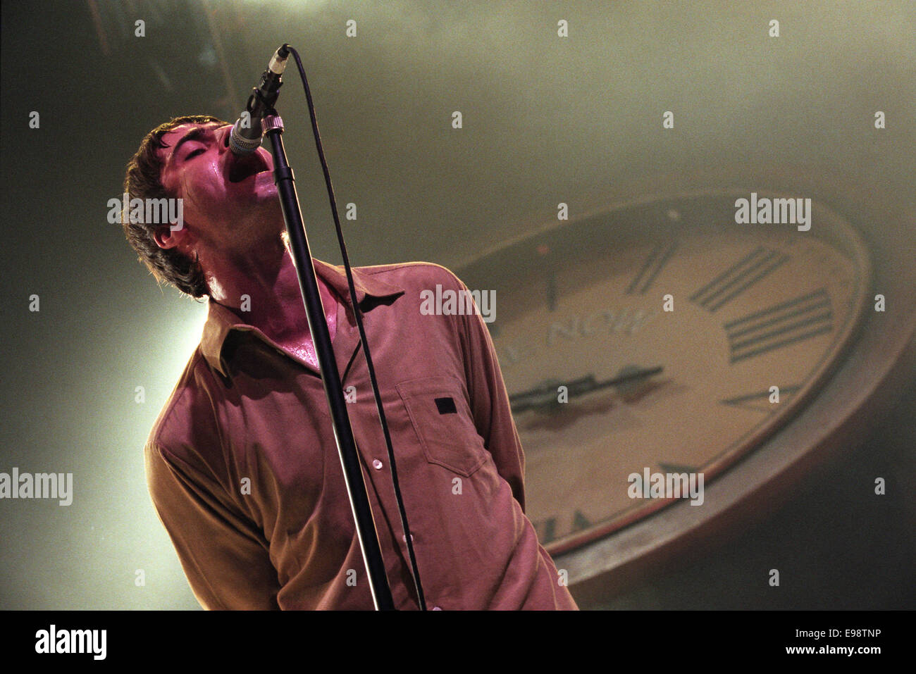 Liam Gallagher et Oasis à Aberdeen, Écosse, 1997. Banque D'Images