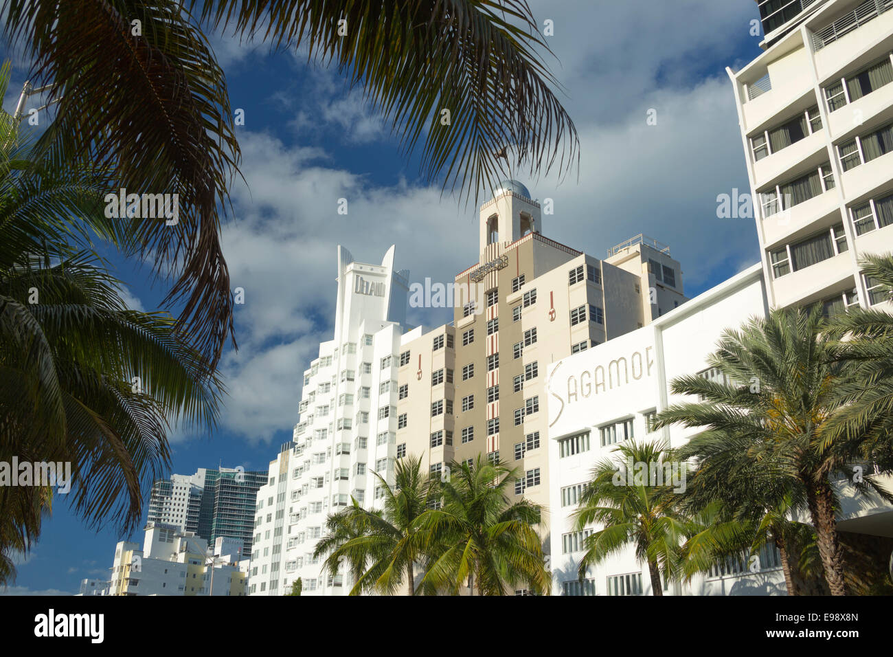 Hôtels art déco COLLINS AVENUE MIAMI BEACH MIAMI FLORIDA USA Banque D'Images