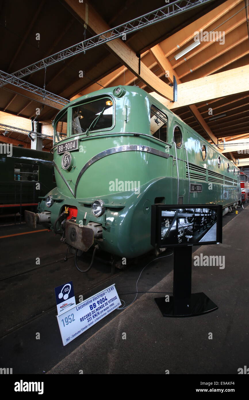 La Cité du Train (anglais : Ville du train ou Train Ville), situé à Mulhouse, France, est le plus grand musée ferroviaire en FR Banque D'Images