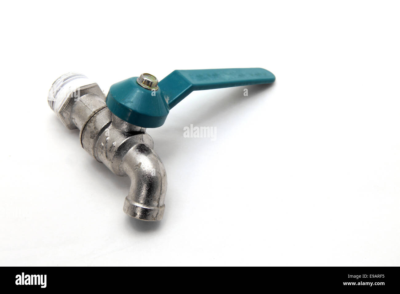 La vanne d'eau isolé sur fond blanc Photo Stock - Alamy