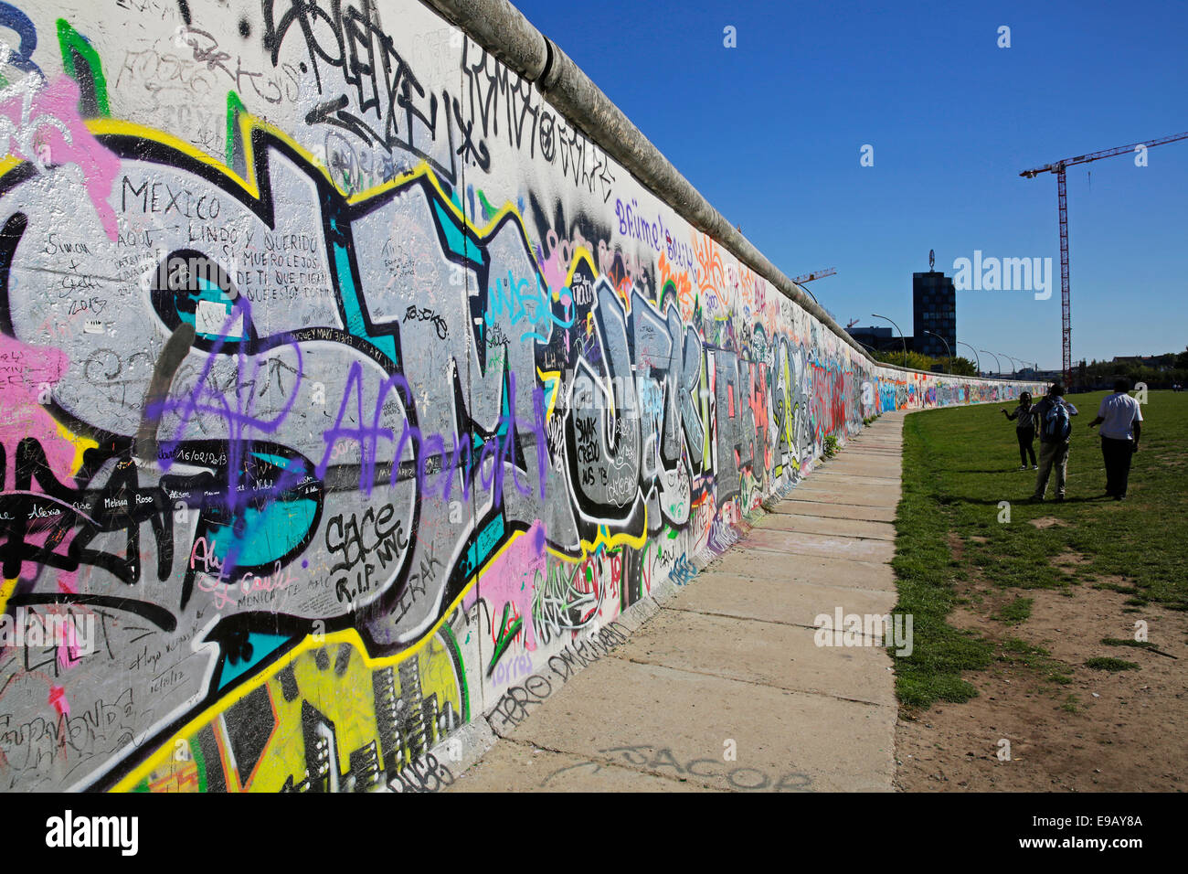 Vestiges du mur de Berlin, côté face à la rivière Spree, East Side Gallery, Berlin, Allemagne Banque D'Images