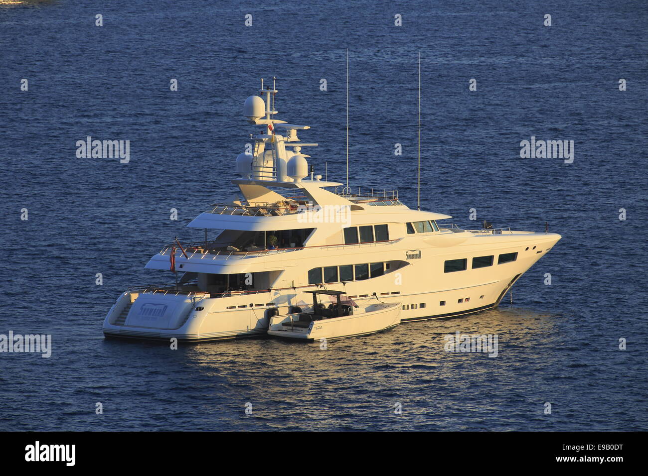 Yacht à moteur Benetti, Snowbird, Principauté de Monaco, Mer Méditerranée Banque D'Images