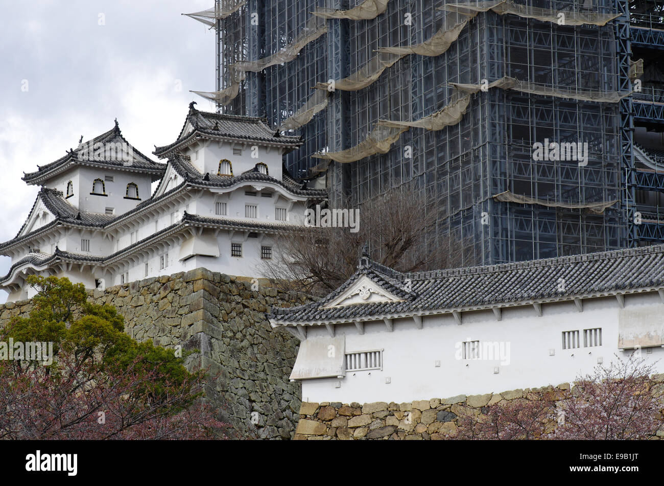 Château de Himeji pendant les travaux de rénovation Banque D'Images