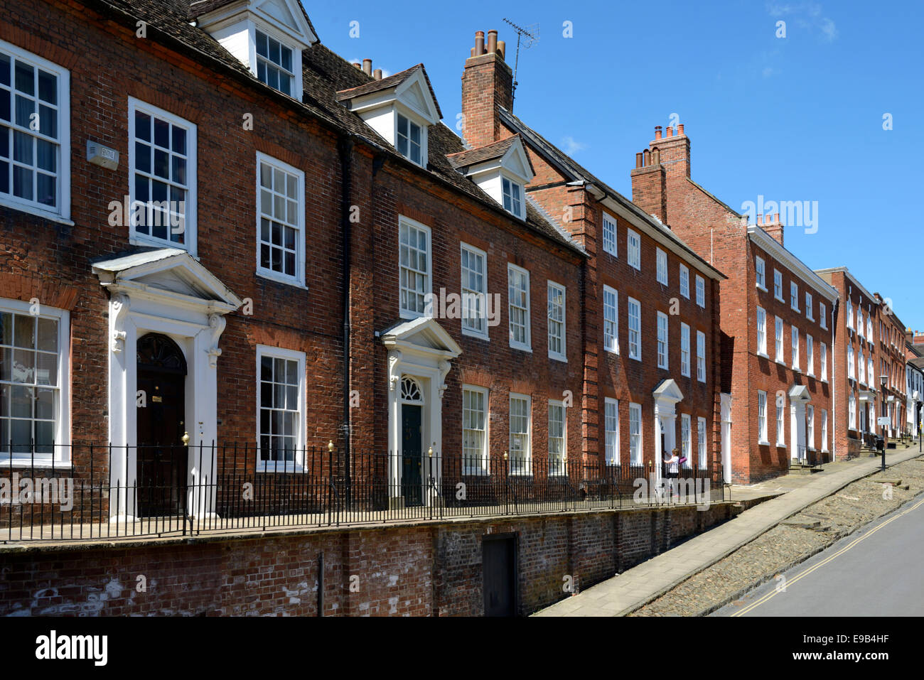Les bâtiments de style géorgien, rue Large, Ludlow, Shropshire, Angleterre, Royaume-Uni, Europe, Royaume-Uni. Banque D'Images