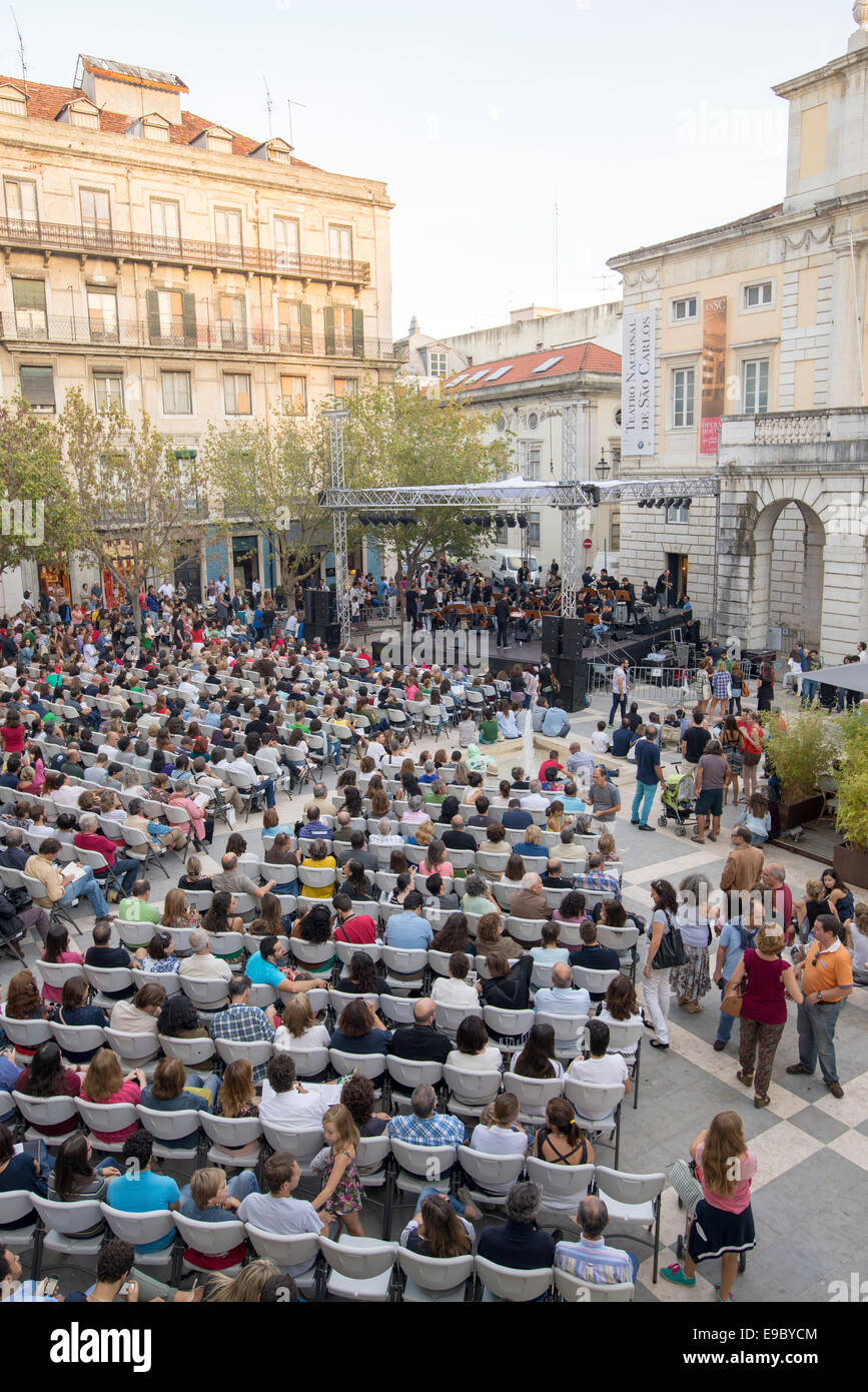 Le 4 octobre, l'EGEAC célèbre la fête de la musique parcours d'un plan sonore au coeur de Lisbonne. C'est la 7ème édition de musique en t Banque D'Images