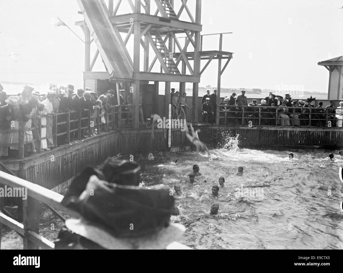 Cette photographie documente Helsinki, Finlande, entre 1890 et 1910, capturée par la Svenska Litteratursällskapet i Finland. Il représente des vues historiques de la capitale finlandaise à la fin du XIXe siècle et au début du XXe siècle. Banque D'Images Cette photographie documente Helsinki, Finlande, entre 1890 et 1910, capturée par la Svenska Litteratursällskapet i Finland. Il représente des vues historiques de la capitale finlandaise à la fin du XIXe siècle et au début du XXe siècle. Banque D'Images
