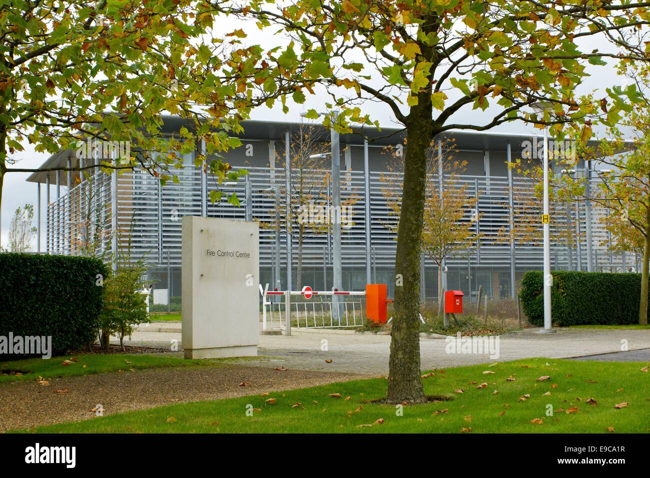 Est de l'Angleterre Regional Fire Control Center sur le parc de recherche de Cambridge, qui a coûté 23 millions de livres sterling, mais n'a jamais été utilisé. Banque D'Images