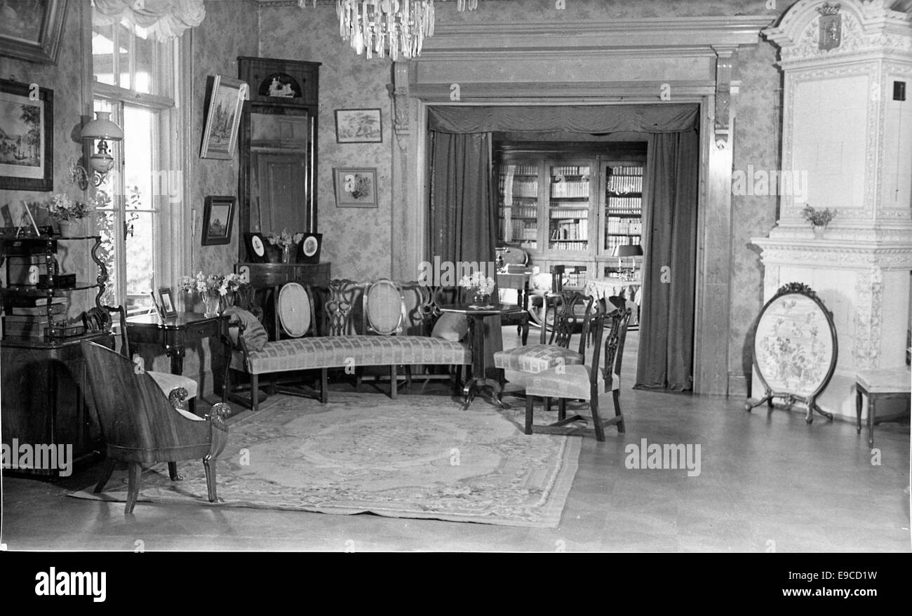 Photographie représentant un lieu inconnu en Finlande, conservée dans les archives de la Société littéraire finlandaise (SLS). L'image montre un lieu d'importance historique, bien que l'emplacement exact reste inconnu. Banque D'Images Photographie représentant un lieu inconnu en Finlande, conservée dans les archives de la Société littéraire finlandaise (SLS). L'image montre un lieu d'importance historique, bien que l'emplacement exact reste inconnu. Banque D'Images