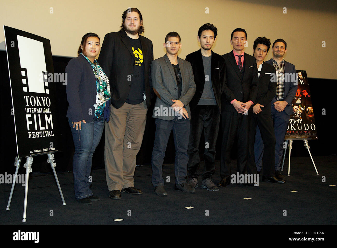 Tokyo Japon 24 Oct 14 Casting Du Film Le Raid 2 Berandal Poser Pour Les Cameras A Toho Cinemas Nihonbashi Le 24 Octobre 14 A Tokyo Japon Le 27e Festival International