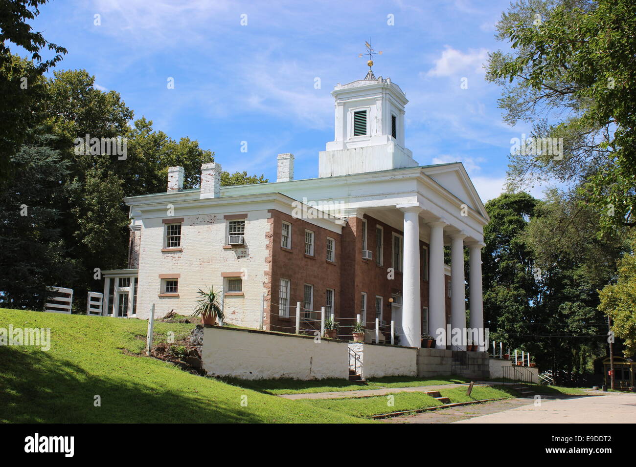 Troisième County Courthouse, construite en 1837 dans Richmondtown historique, Staten Island, New York Banque D'Images