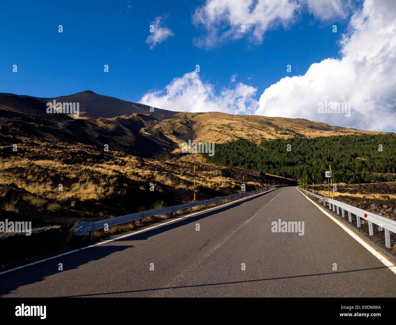 Vue sur l'Etna en automne Banque D'Images