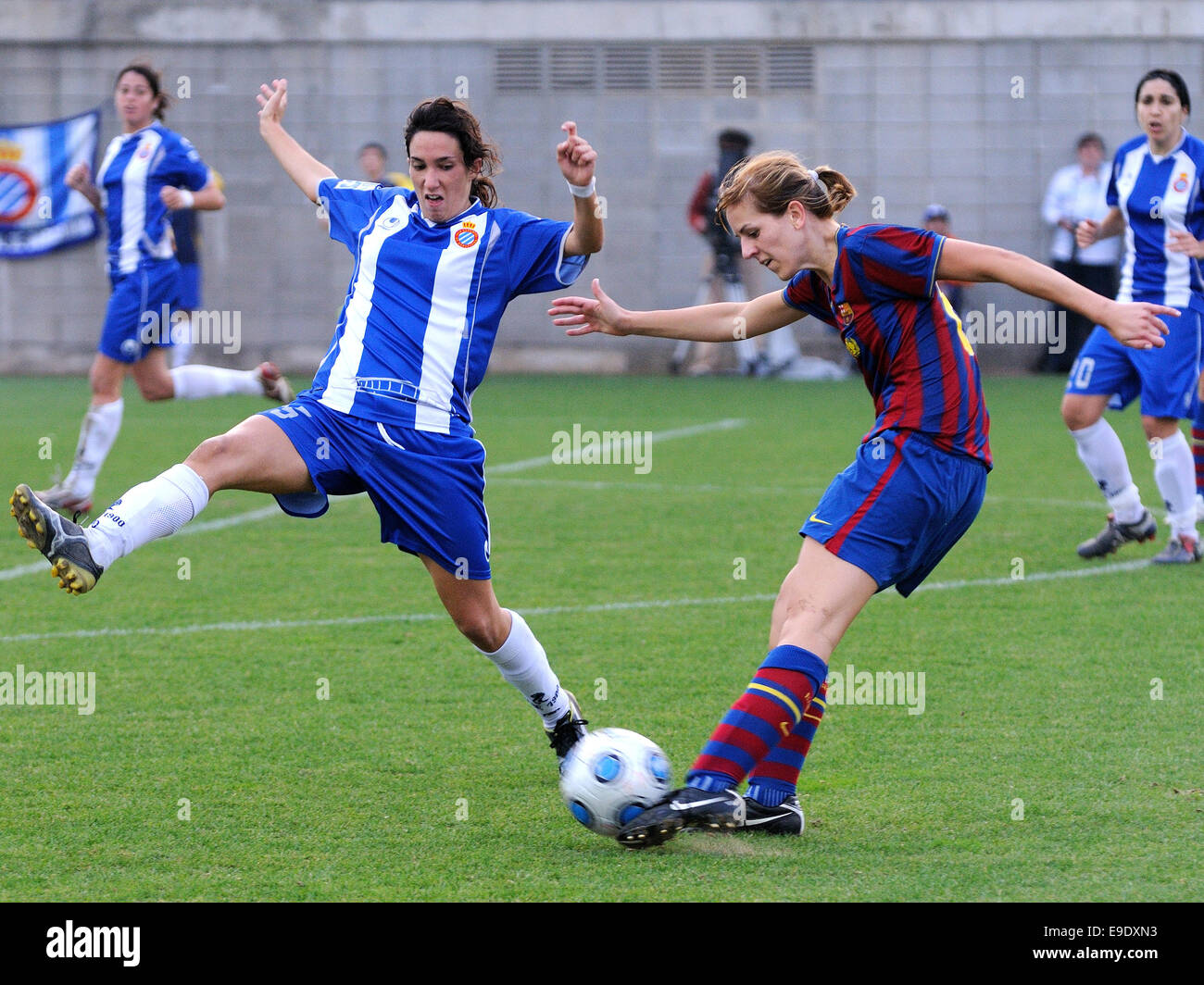 Barcelone - 31 OCT : F.C Barcelone femmes football équipe jouer contre RCDE Espanyol le 31 octobre 2009 à Barcelone, Espagne. Banque D'Images