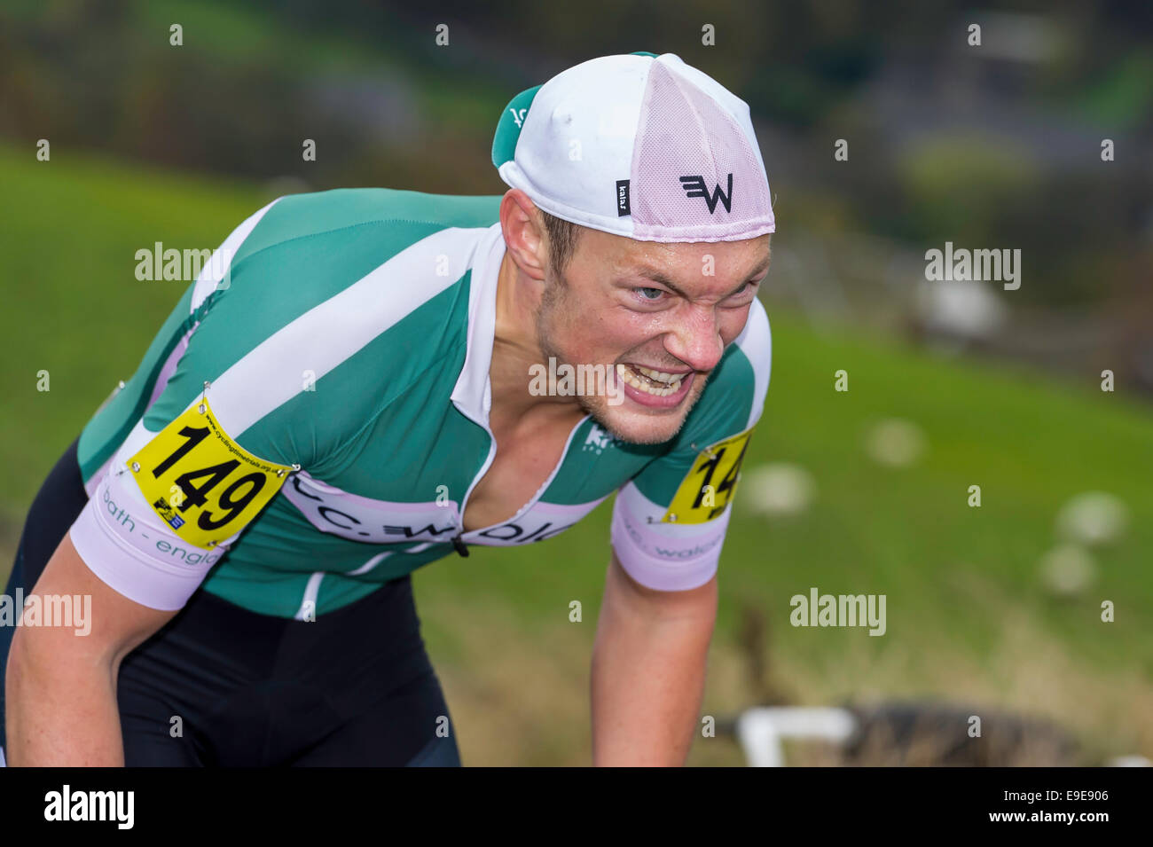 Stocksbridge, Sheffield, Royaume-Uni. 26Th Oct 2014. James Coleman en compétition dans la région de Hill Climbing championnats 2014. Crédit : Jeremy Abrahams / Alamy Live News Banque D'Images