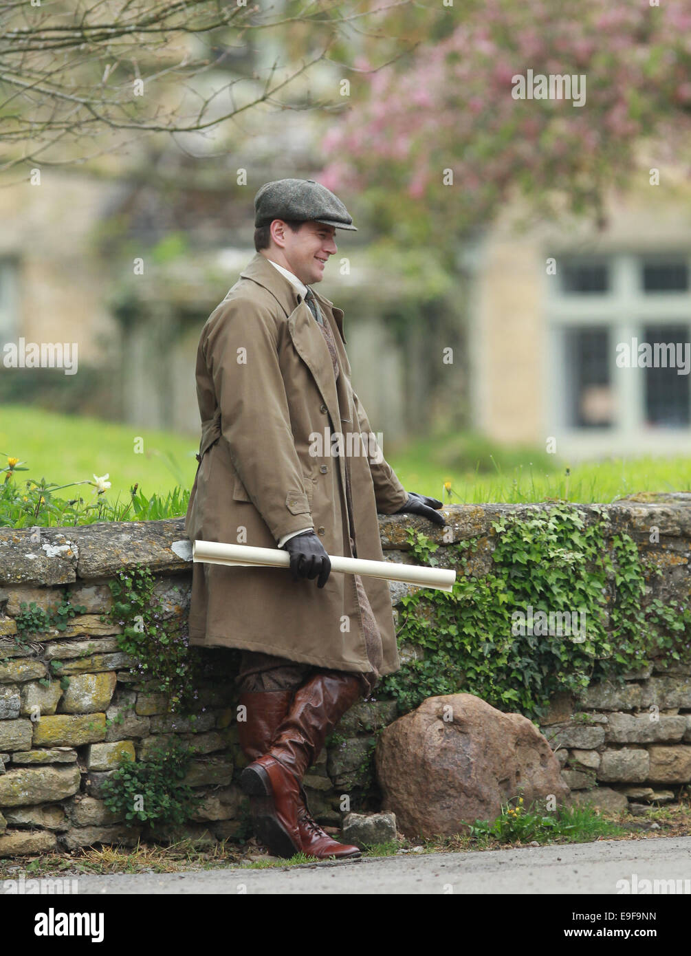 Le cast de Downton Abbey les scènes de films sur l'emplacement à l'extérieur d'un cimetière comprend : Guest Où : Bampton, Royaume-Uni Quand : 24 Avr 2014 Banque D'Images