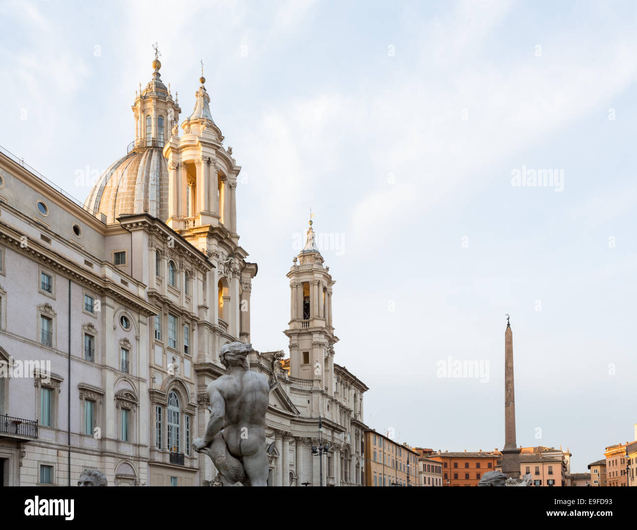 Crépuscule dans la célèbre Piazza Navona Banque D'Images