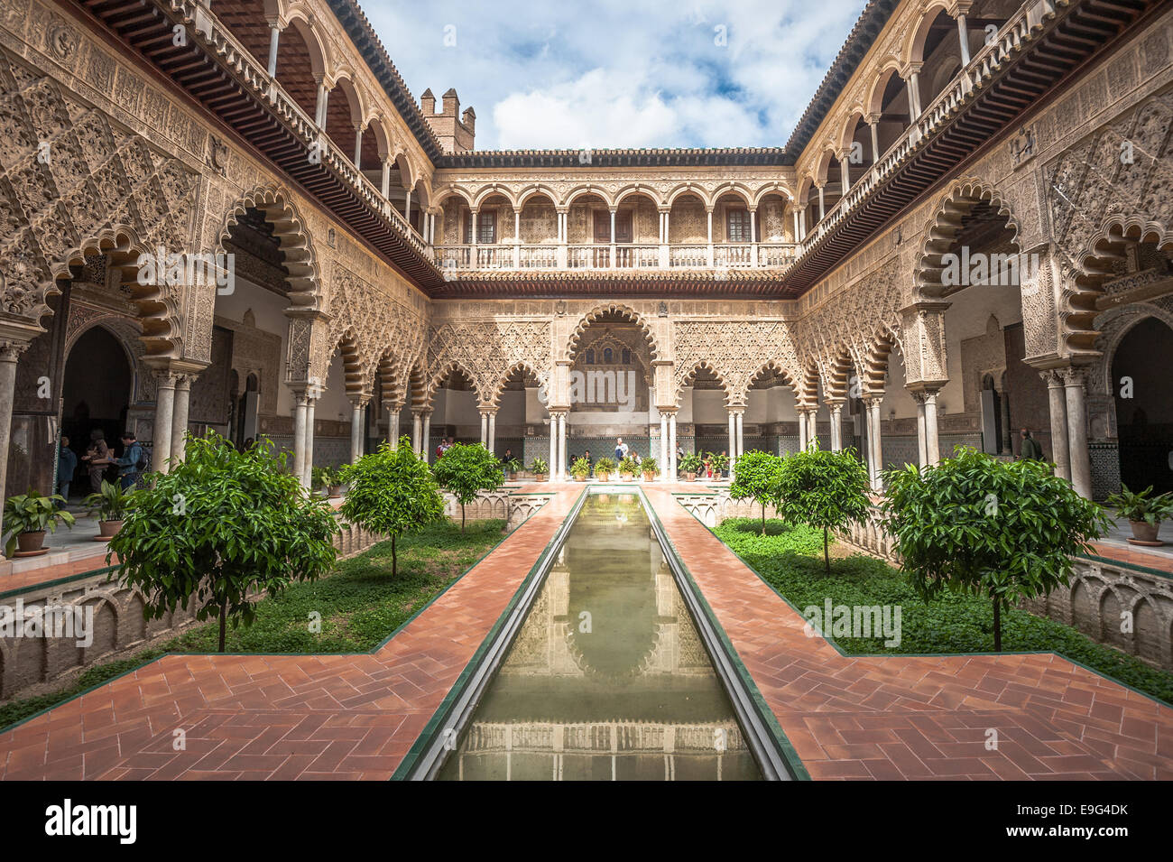 Patio à Royal Alcazars de Séville, Espagne Banque D'Images