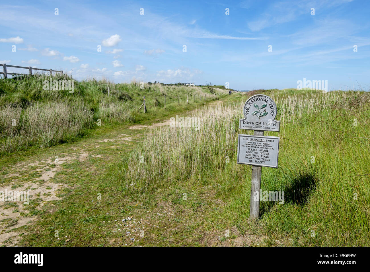 Une journée ensoleillée au National Trust Dunwich Heath réserver. Banque D'Images