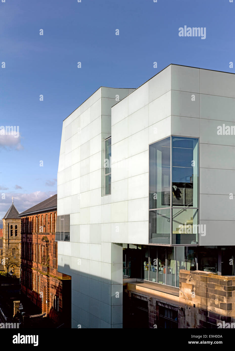 La Glasgow School of Art, de la Reid, Glasgow, Royaume-Uni. Architecte : Steven Holl, 2014. Vue extérieure de haut niveau. Banque D'Images