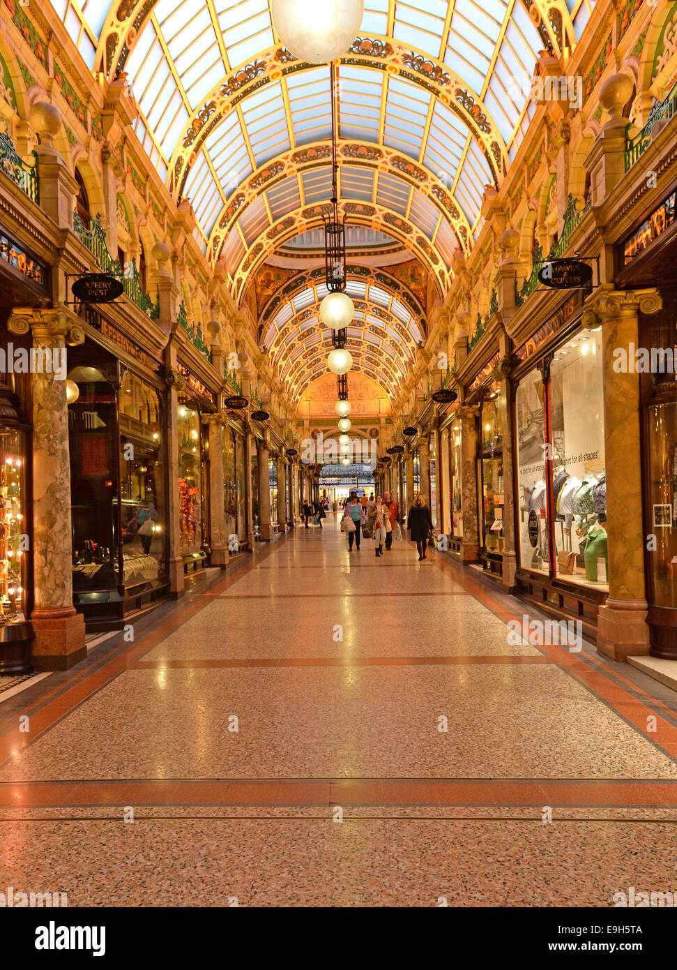 Arcade, comté de Victoria Quarter, Leeds, West Yorkshire, England, United Kingdom Banque D'Images