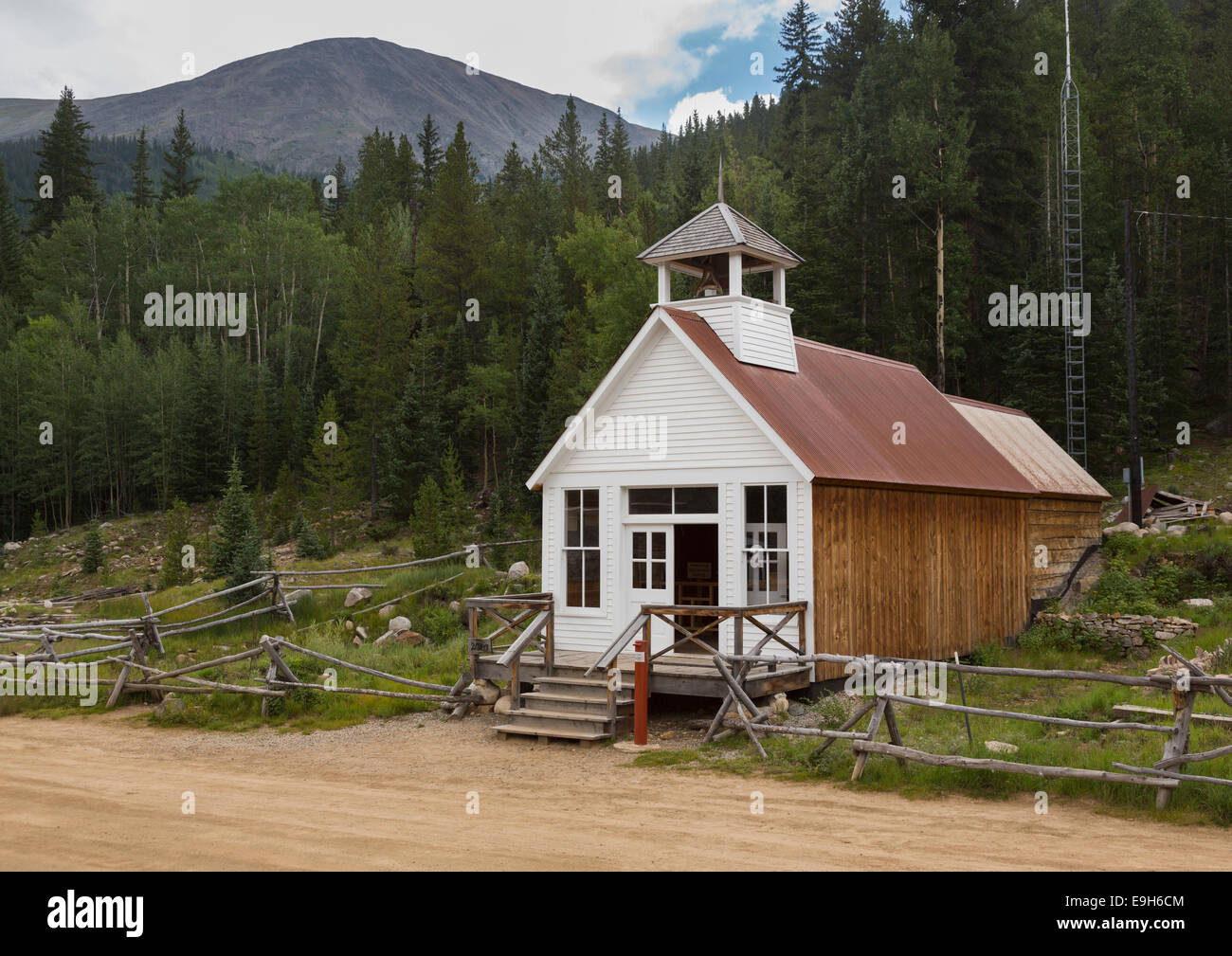 Mairie et musée reconstruit après un incendie en ville fantôme de St Elme, Colorado, USA Banque D'Images