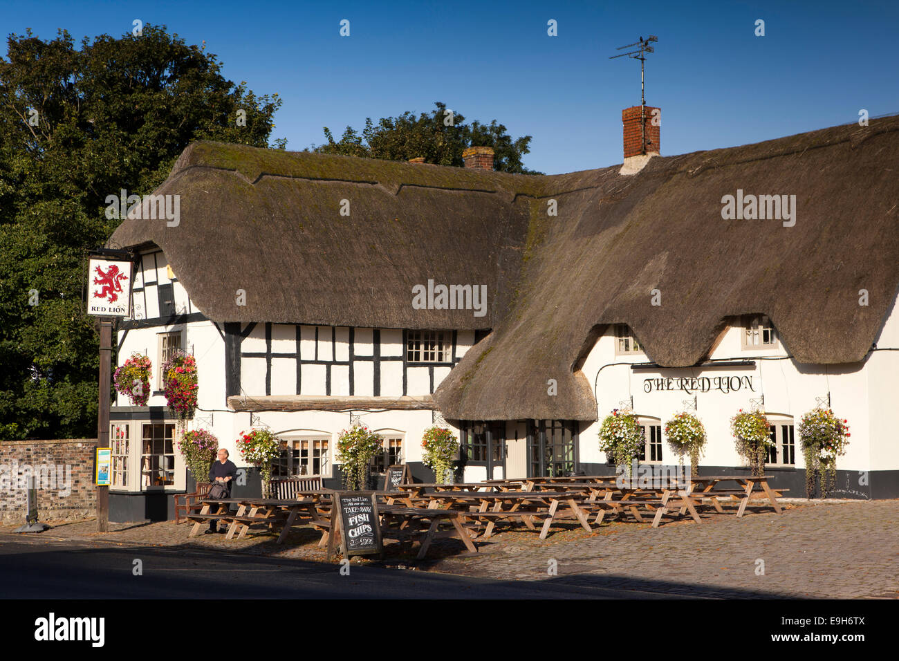 Royaume-uni, Angleterre, dans le Wiltshire, Avebury, Lion Public House Banque D'Images