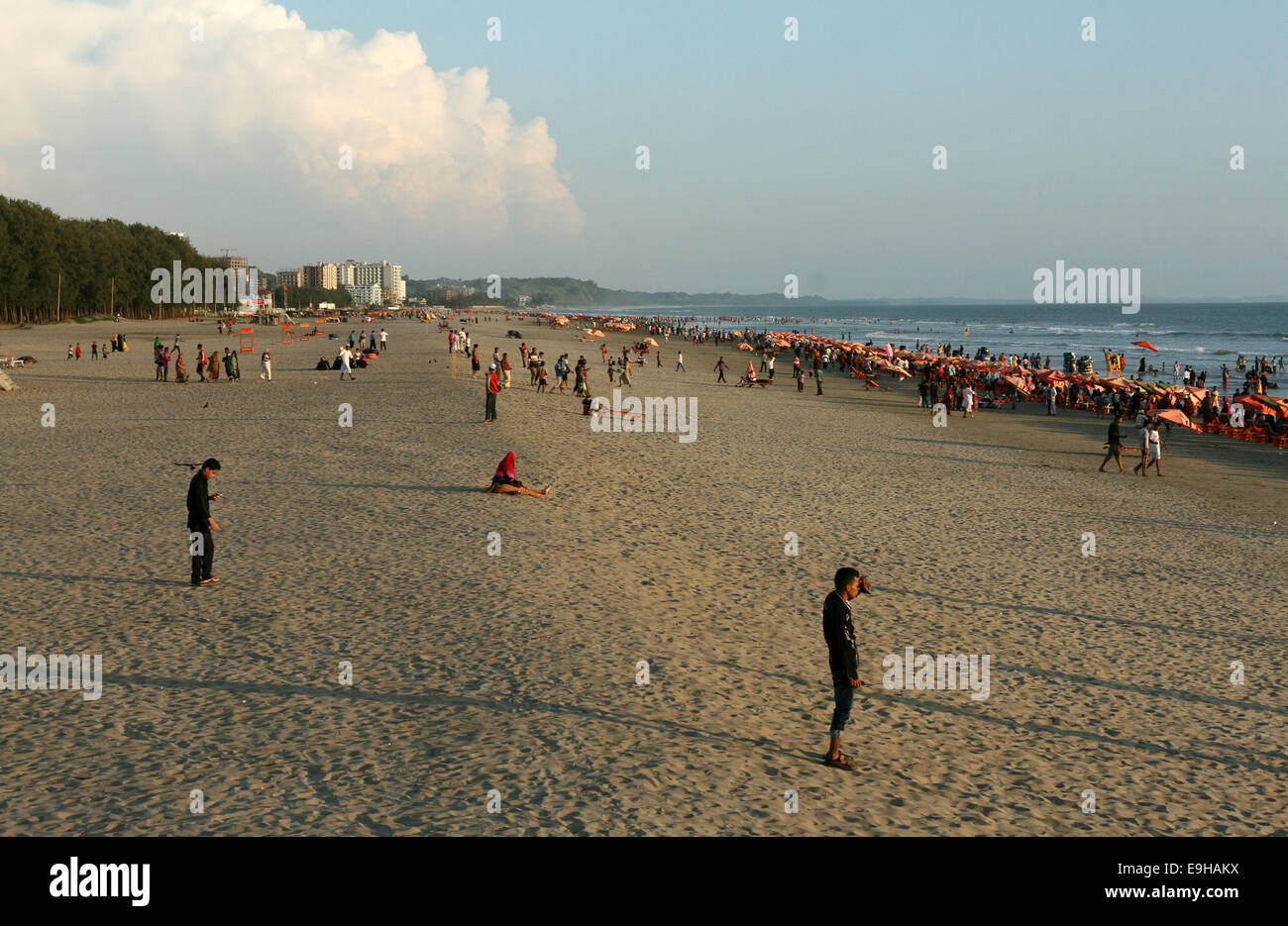 Le Bangladesh, Cox Bazaar 16 octobre 2014. Bazar de Cox la plus longue plage de la mer de sable naturel. Banque D'Images