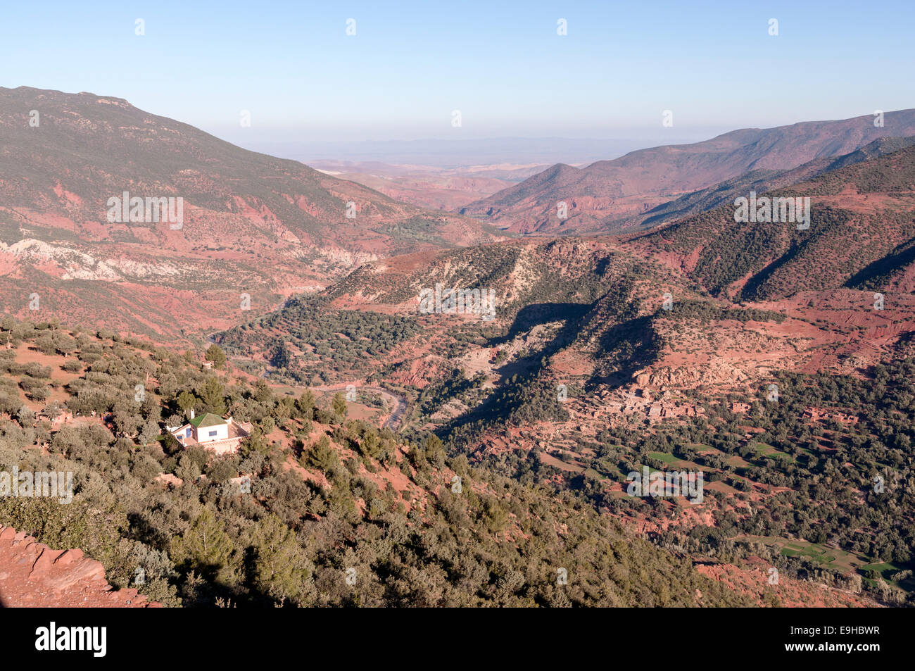 Vue sur les montagnes de l'Atlas au Maroc Banque D'Images