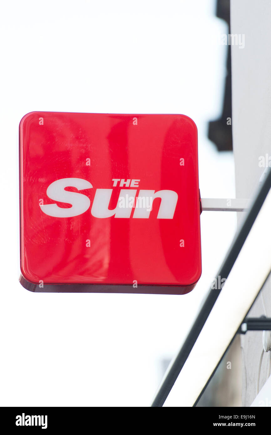 Journal Le Soleil signe à un marchand. Banque D'Images