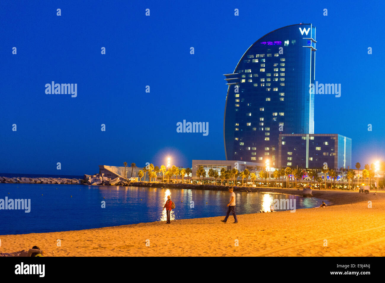 W Hotel (Hotel Vela, l'hôtel 'Sail') à Barcelone, Espagne. Banque D'Images