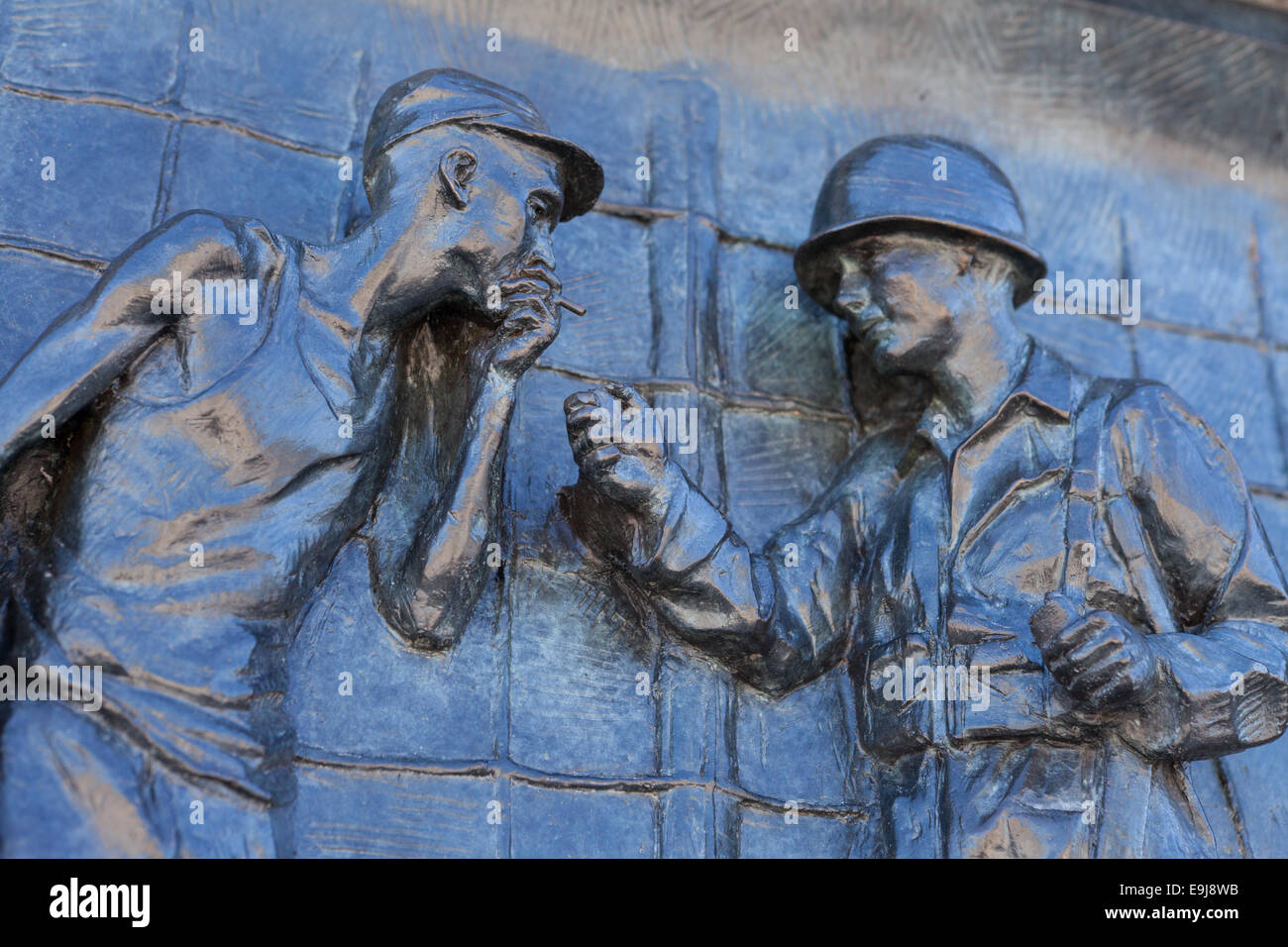 WWII Memorial sculpture de secours de soldats fumeurs - Washington, DC USA Banque D'Images