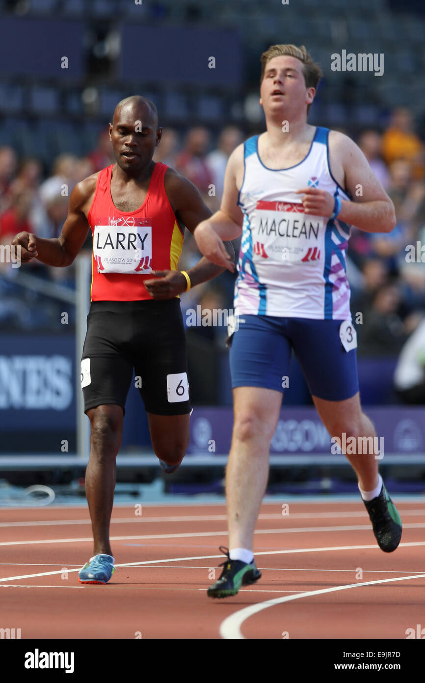 Jason MACLEAN de l'Écosse dans la mens athlétisme Para-Sport 100 mètres T37 chauffe au Jeux du Commonwealth de 2014, Glasgow. Banque D'Images