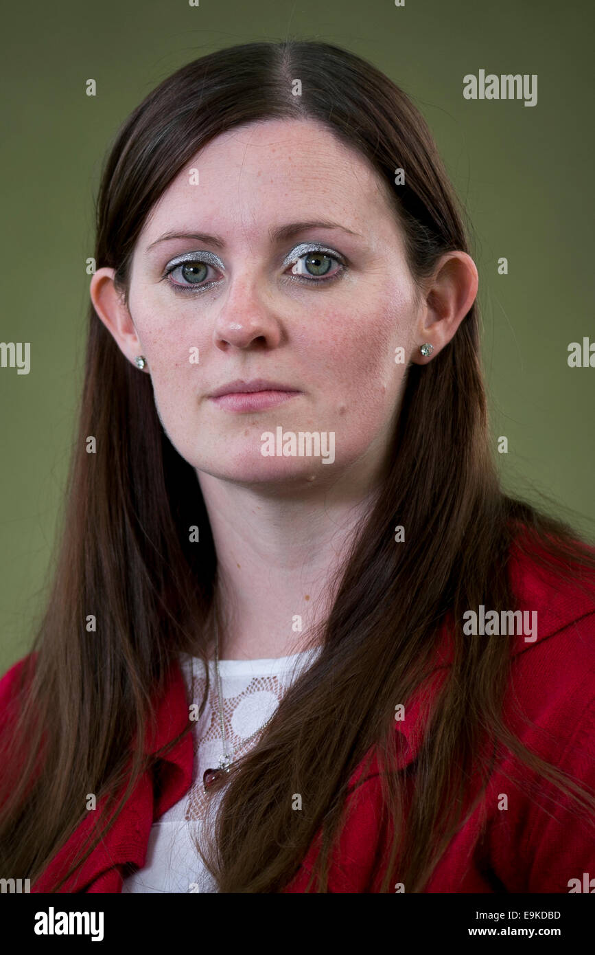 Auteur Claire McFall apparaît au Edinburgh International Book Festival. Banque D'Images