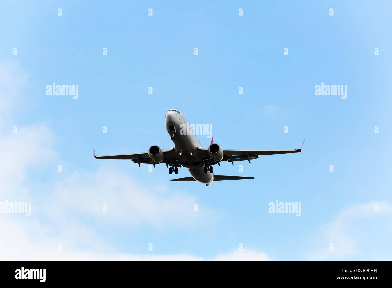 Boeing 737-8F (WL) TC-cl' Abant 'Turkish Airlines en approche pour atterrir à l'aéroport de Manchester Banque D'Images